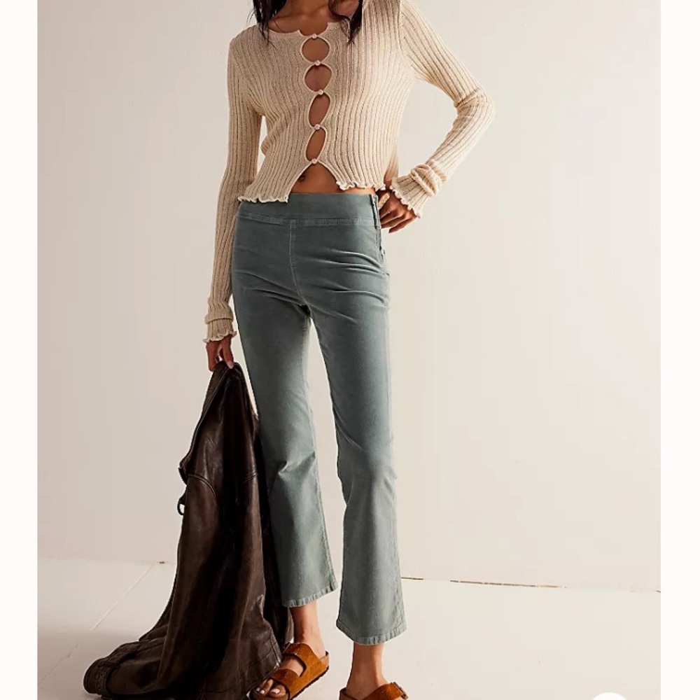 COPY - In My Feelings Velvet Crop Slim Flare Pants